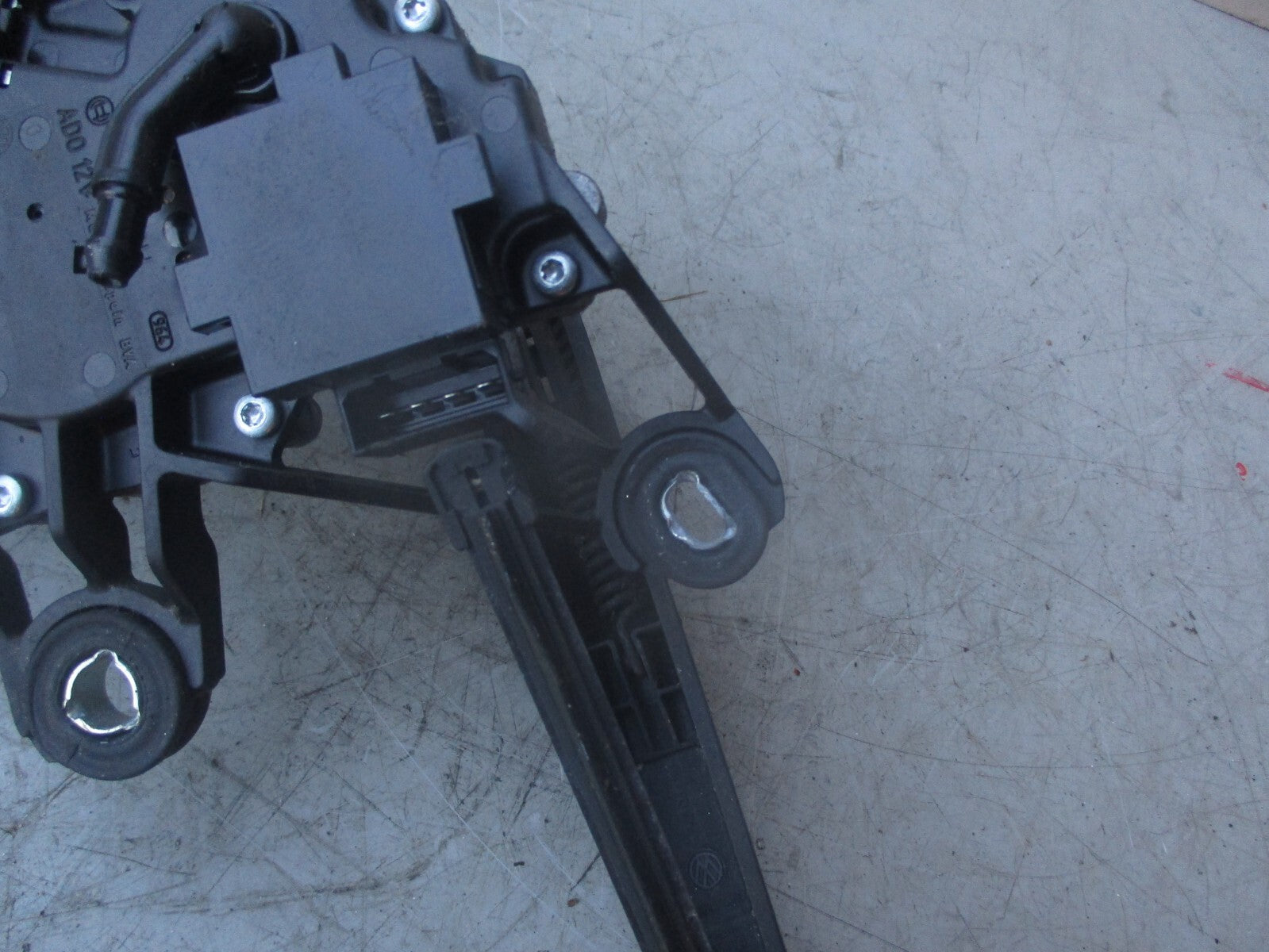 2008 VW VOLKSWAGEN POLO REAR WIPER MOTOR 606955711A