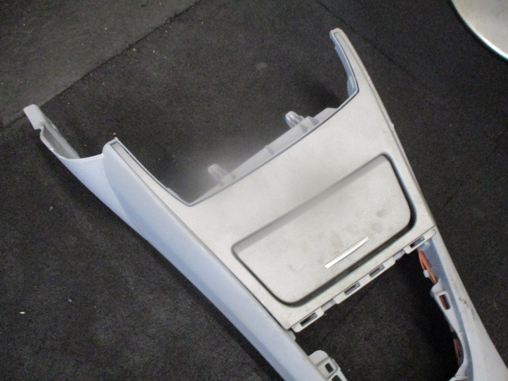 2005 BMW 1 SERIES 118D E87 CENTRE CONSOLE WITH ARMREST 912143604