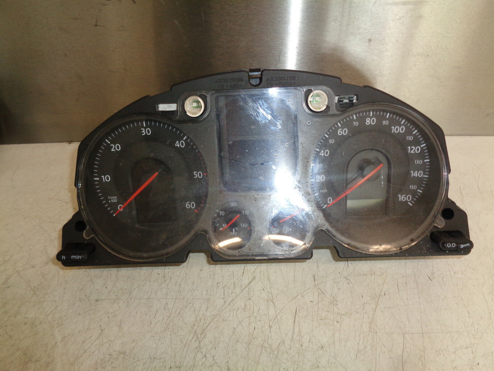 VW VOLKSWAGEN PASSAT B6 2007 SPEEDOMETER INSTRUMENT CLUSTER CLOCK 3C0920960N