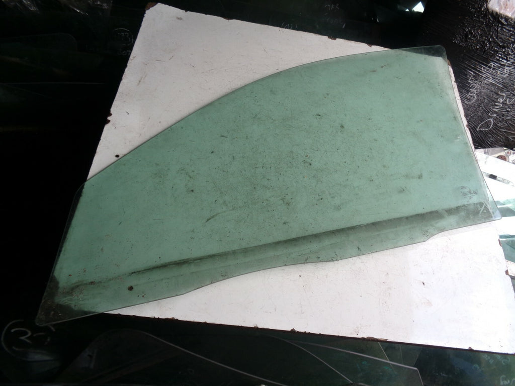 FORD MONDEO OSF DRIVER SIDE FRONT DOOR WINDOW GLASS
