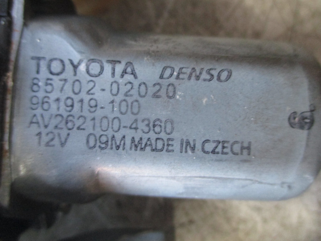 TOYOTA AVENSIS MK3 2010 OSF DRIVER SIDE REAR REGULATOR MECHANISM 8570202020