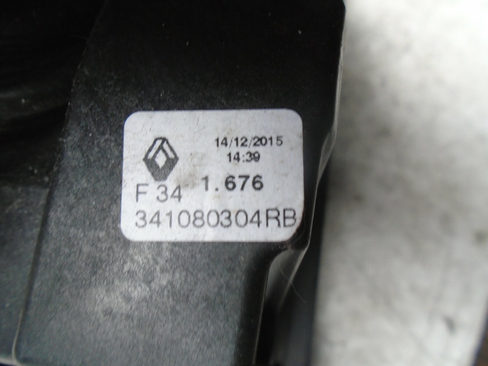 DACIA DUSTER 2016 MK1 GEAR STICK SELECTOR LINKAGE CABLES 341080304