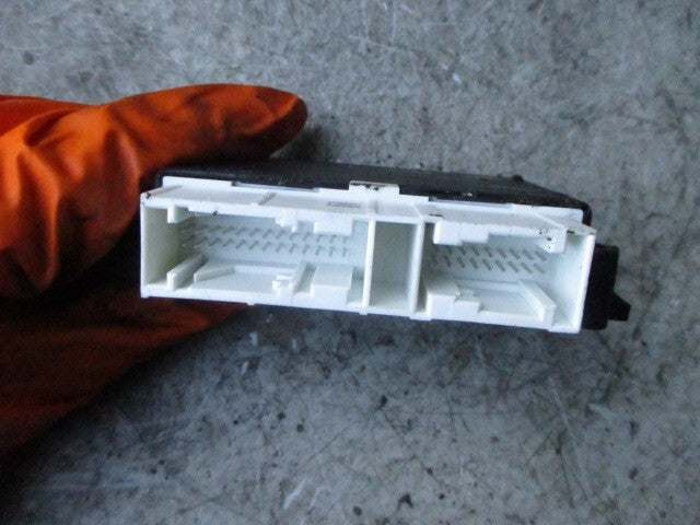 2019 CITROEN C4 CACTUS PARKING DISTANCE CONTROL MODULE 9828750880