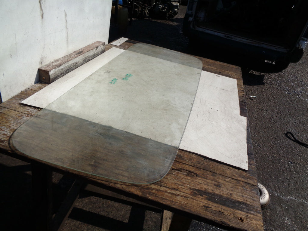 LDV MAXUS 2018 CAB TIPPER REAR GLASS BACK WINDOW