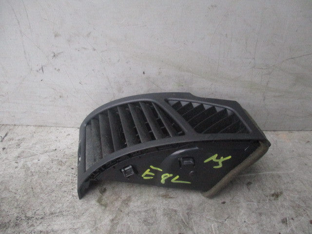 2010 BMW 1 SERIES E82 DASHBOARD AIR VENT GRILLE