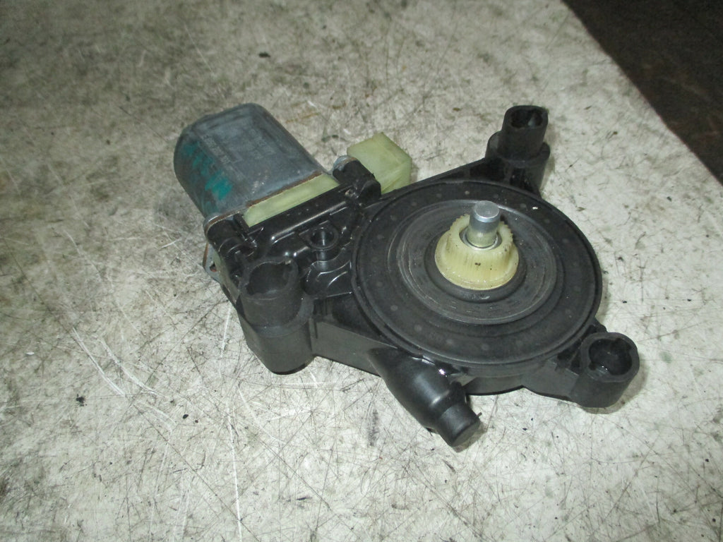 VW VOLKSWAGEN GOLF 2018 MK7 NSF PASSENGER SIDE FRONT WINDOW MOTOR 5Q0959801C