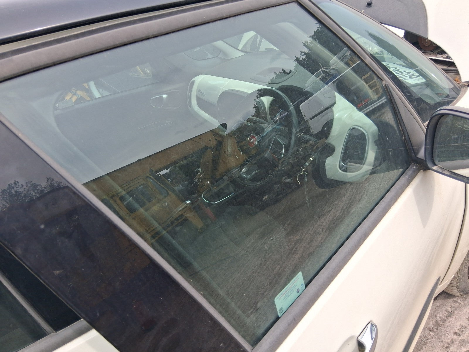 2019 FIAT 500L URBAN OSF DRIVER SIDE FRONT WINDOW GLASS