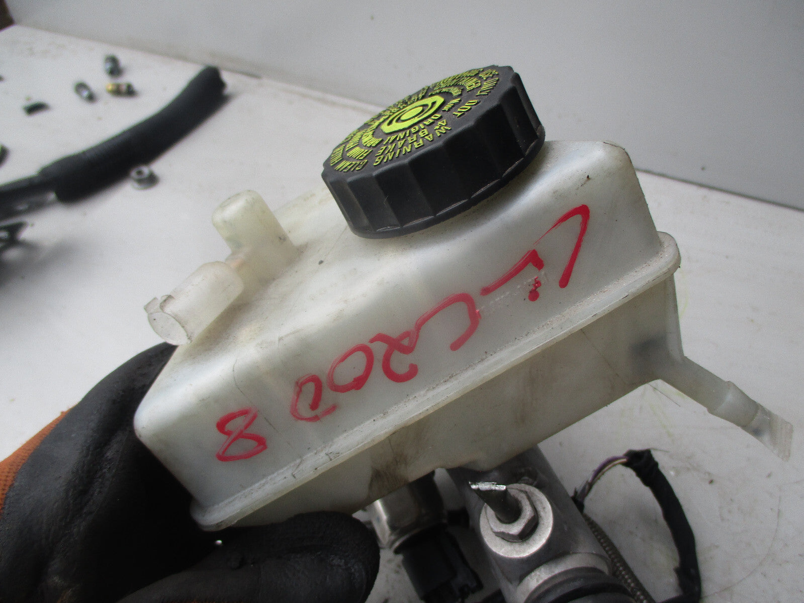 MERCEDES CLC 2008 MAIN CYLINDER BRAKE FLUID A2034300002