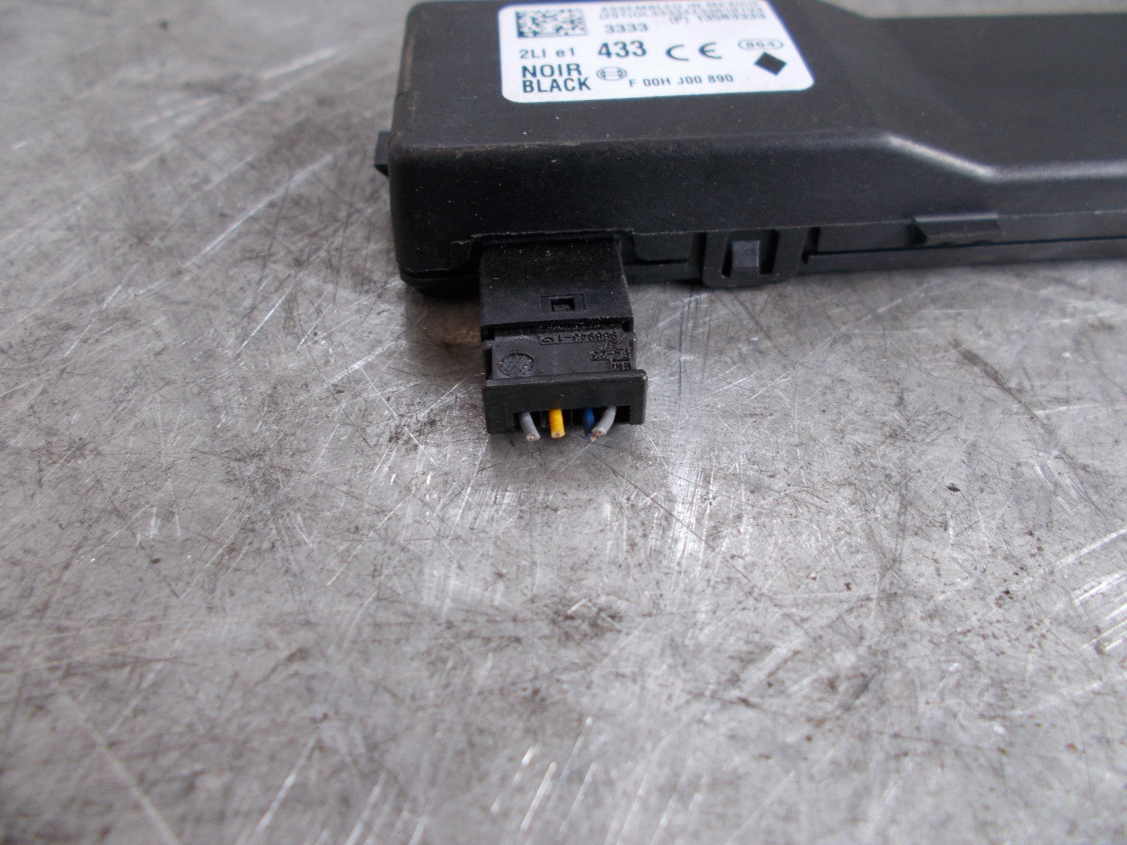 VAUXHALL INSIGNIA FACELIFT RECEIVER CONTROL MODULE 13583333
