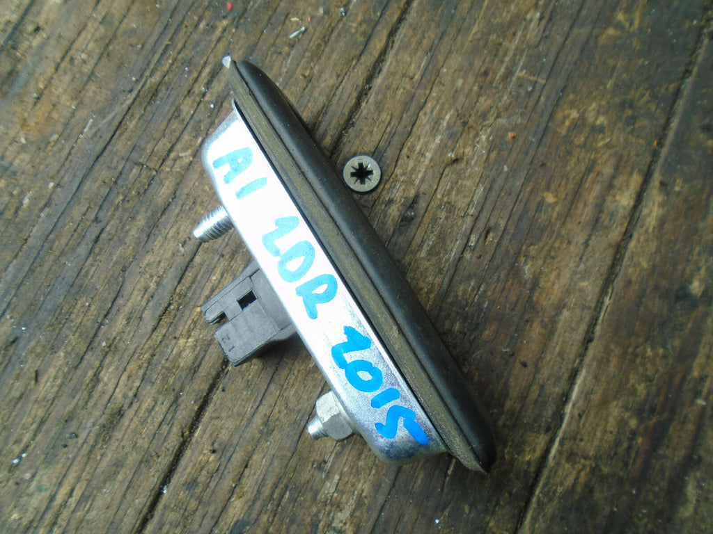AUDI A1 8X 2015 3 DOOR REAR BOOTLID TAILGATE OPENING SWITCH 5J0827229