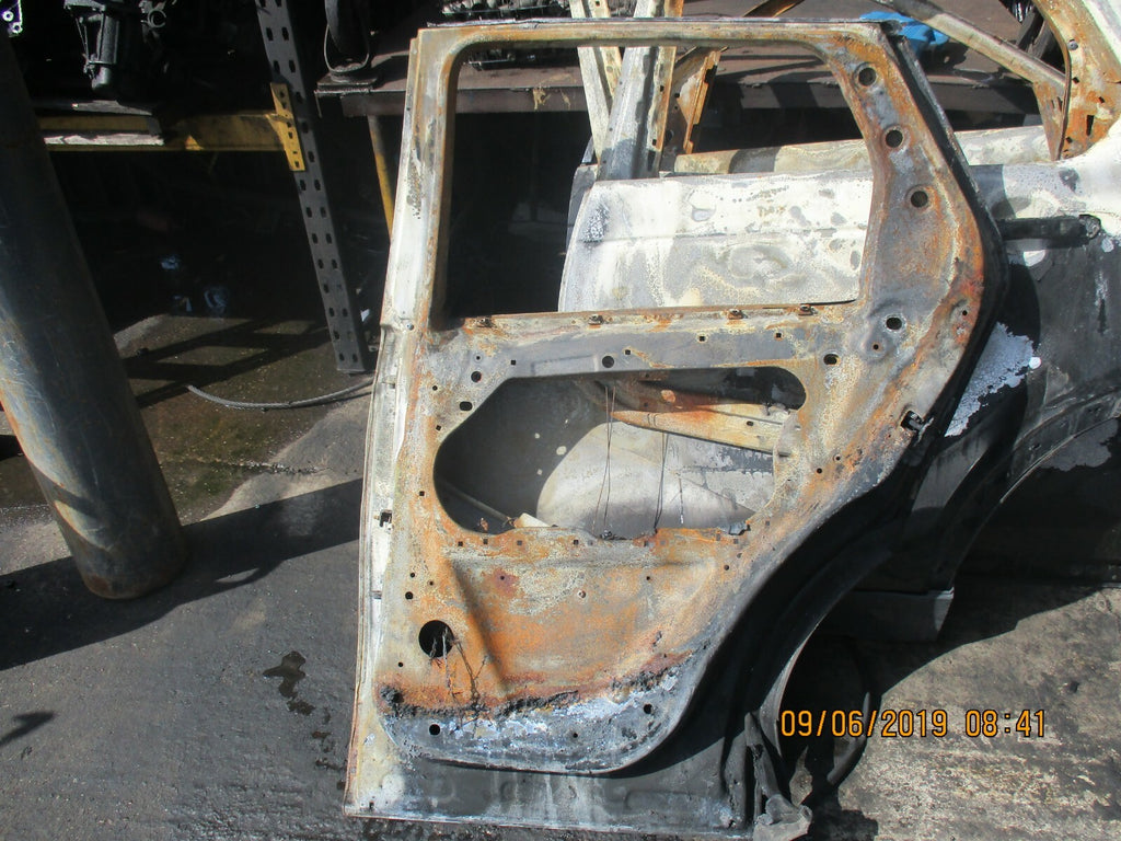 LAND ROVER DISCOVERY SPORT L550 OSR DRIVER SIDE REAR DOOR BARE DAMAGED