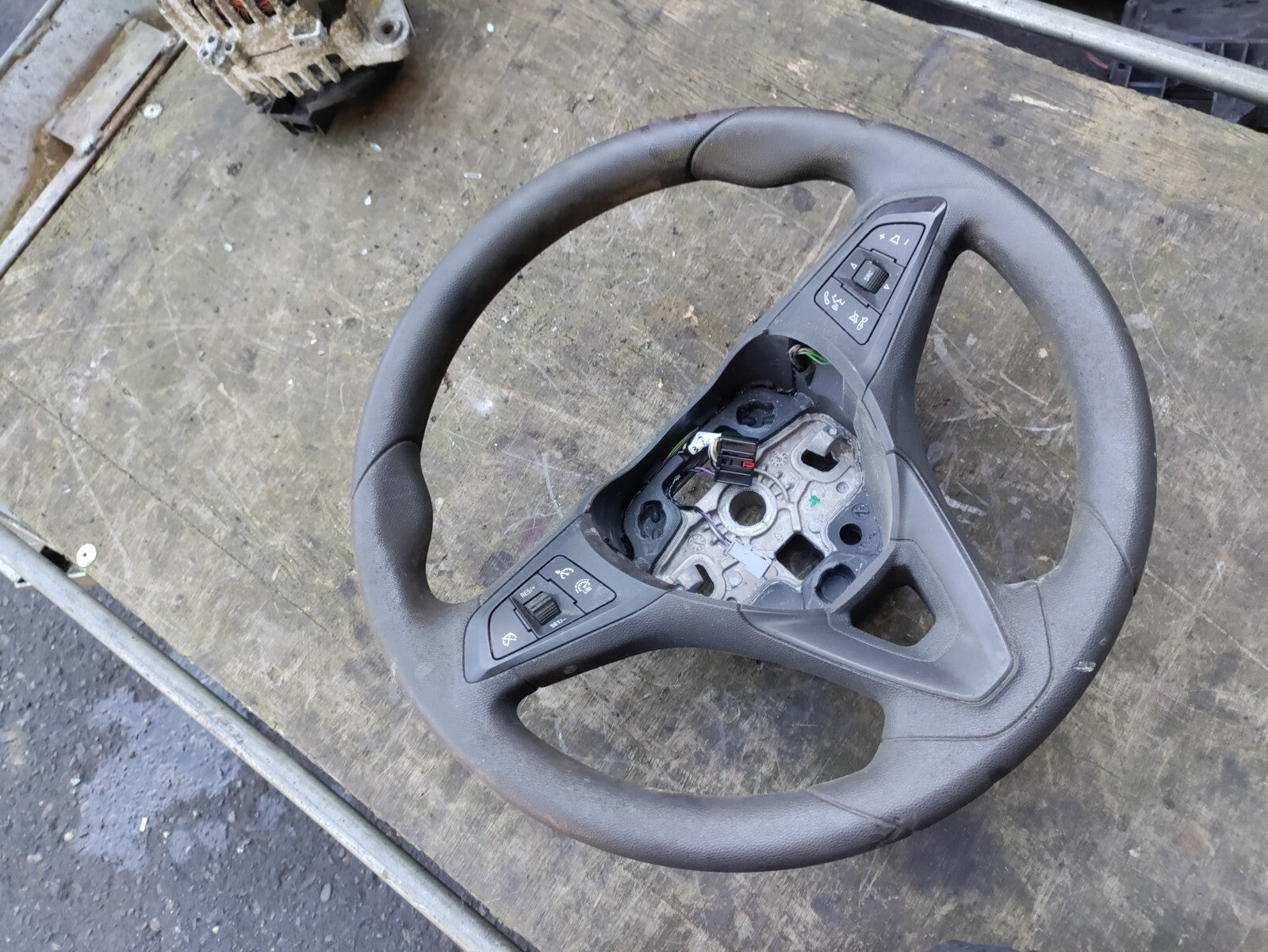 VAUXHALL ZAFIRA C MK3 2017 MULTI FUNCTION STEERING WHEEL 39046263