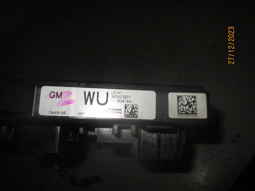 VAUXHALL ZAFIRA C 2017 FUSE BOX RELAY MODULE 365927271