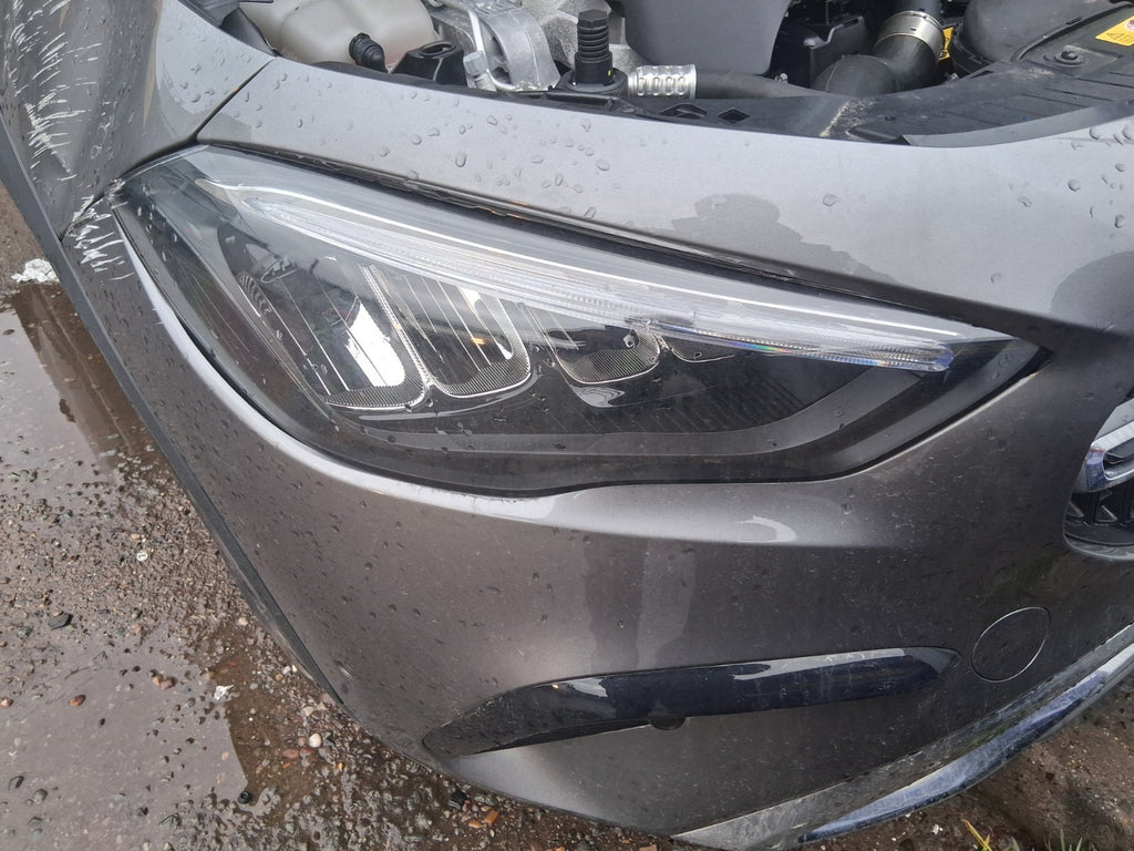 2025 MERCEDES BENZ GLA 180 FACELIFT H247 OSF DRIVER SIDE HEADLIGHT A2479066407