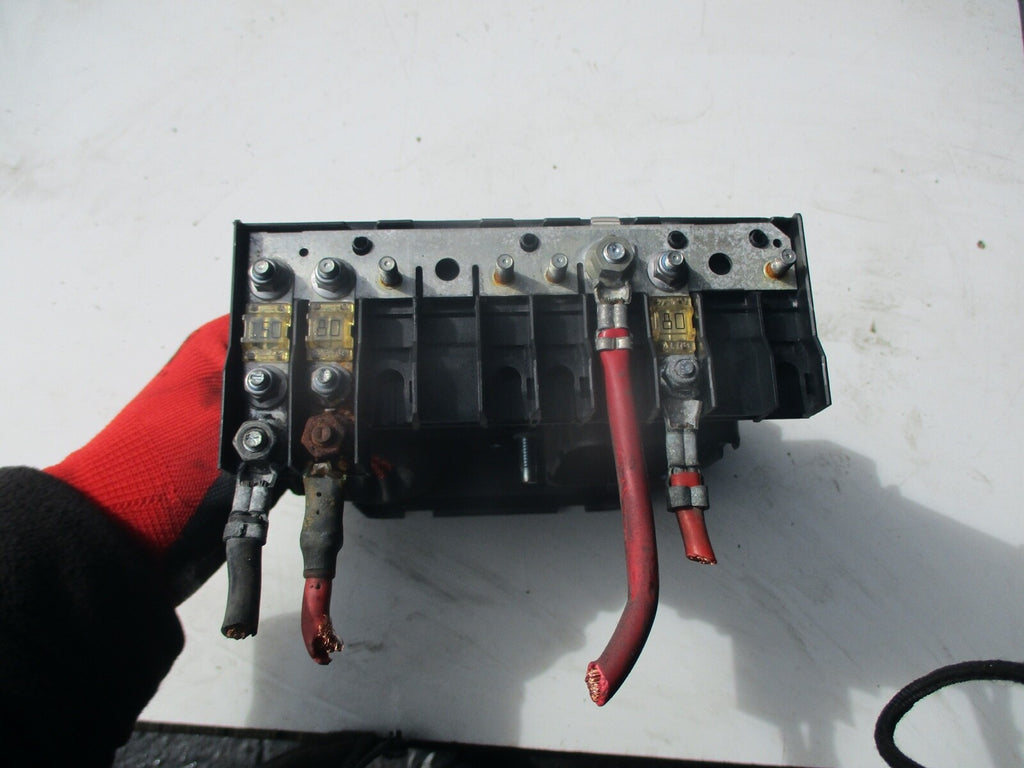 AUDI A4 B6 FUSE BOX RELAY UNT 191 906 383 C PA66 GF30