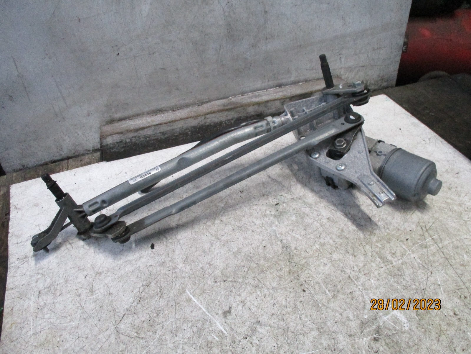 PEUGEOT 208 2018 FRONT WINDSCREEN WIPER MOTOR LINKAGE 9827963480