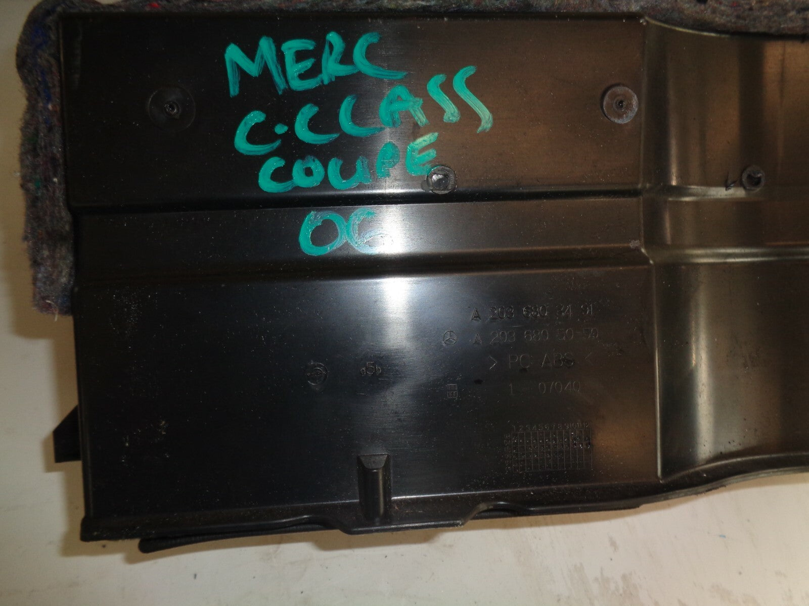 MERCEDES BENZ C-CLASS CL203 COUPE 2006 GLOVE BOX A2036805050