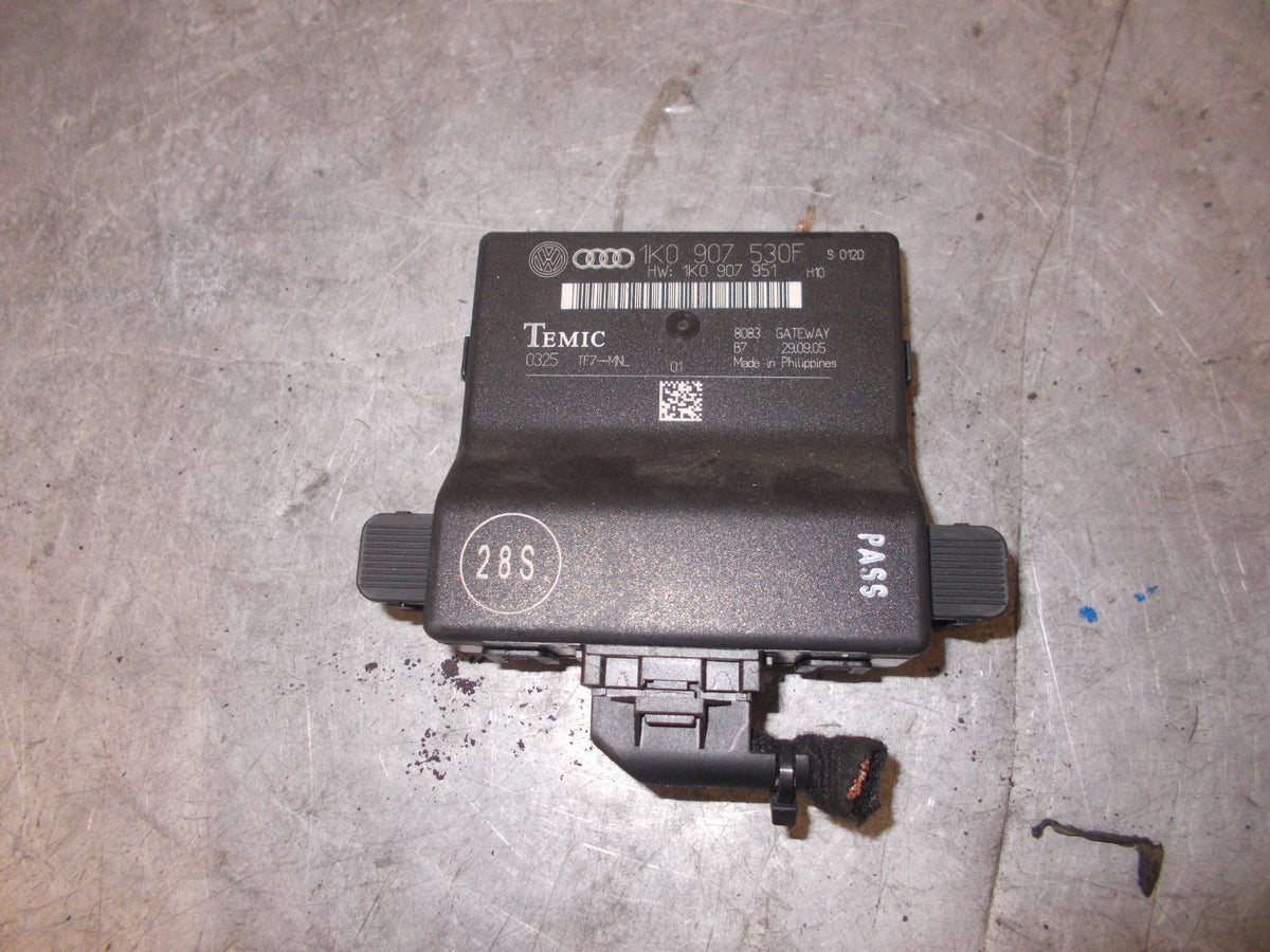AUDI A3 2008 GATEWAY CONTROL MODULE 1K0907530F
