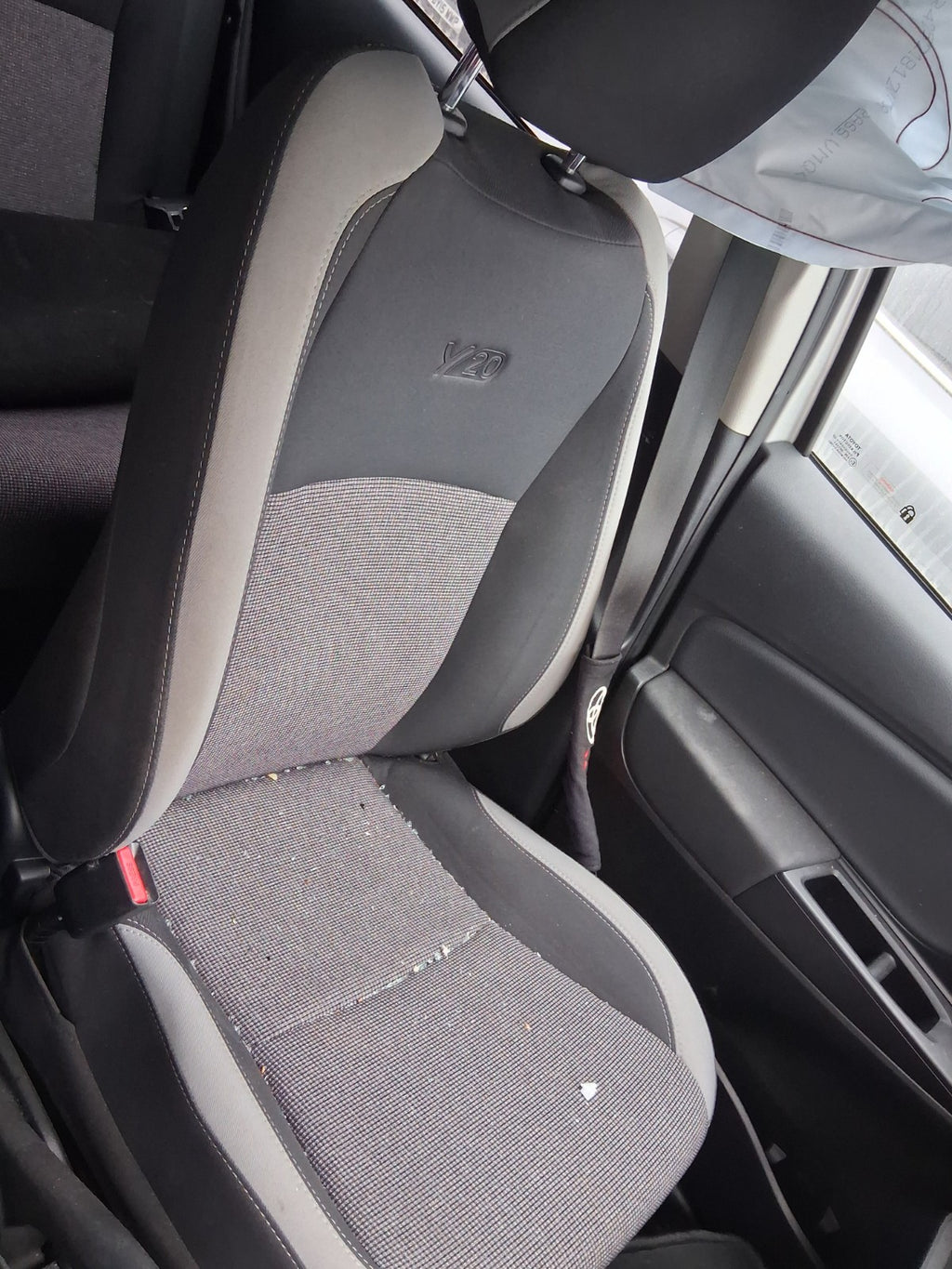 TOYOTA YARIS MK3 2019 NSF PASSENGER SIDE FRONT COMPLETE SEAT FABRIC