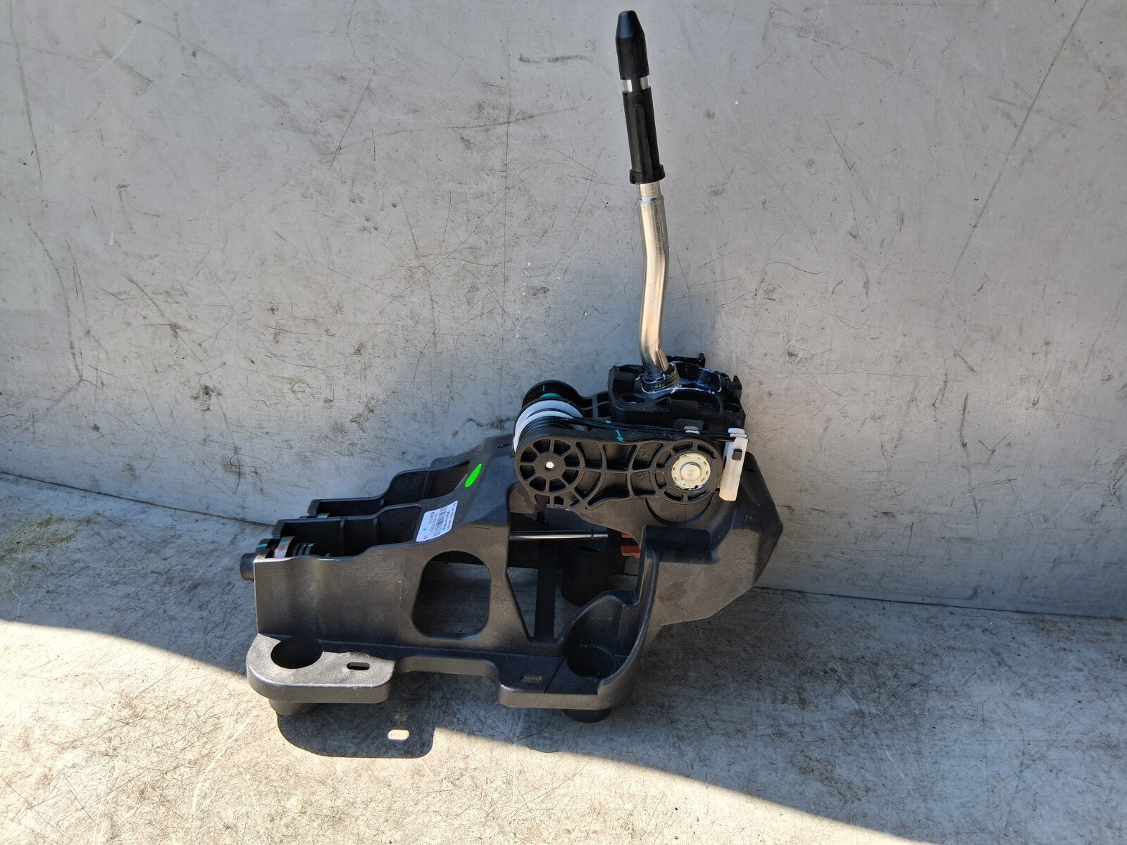 VAUXHALL CORSA F 2021 MANUAL GEAR STICK GEAR SHIFTER GEAR LEVER 9824124780