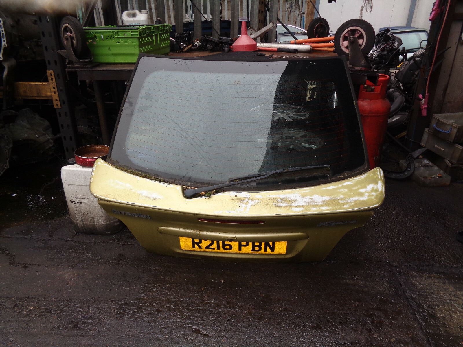 CITROEN XSARA 1998 COMPLETE REAR TAILGATE BOOTLID WINDOW MECH YELLOW