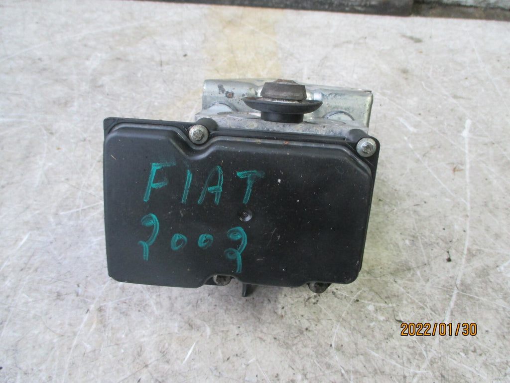 FIAT 500 2012 MK1 1.2 PETROL ABS PUMP MODULATOR 51880815