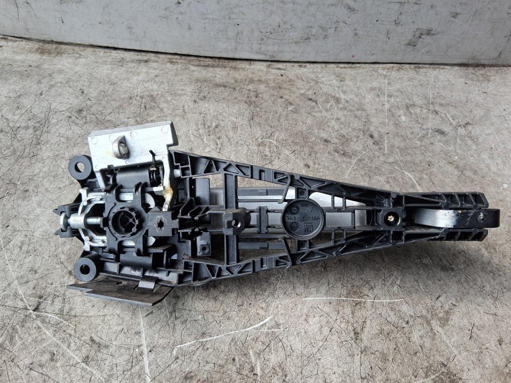 2016 VAUXHALL ZAFIRA C MK3 NSF PASSENGER SIDE FRONT LEFT EXTERIOR DOOR HANDLE