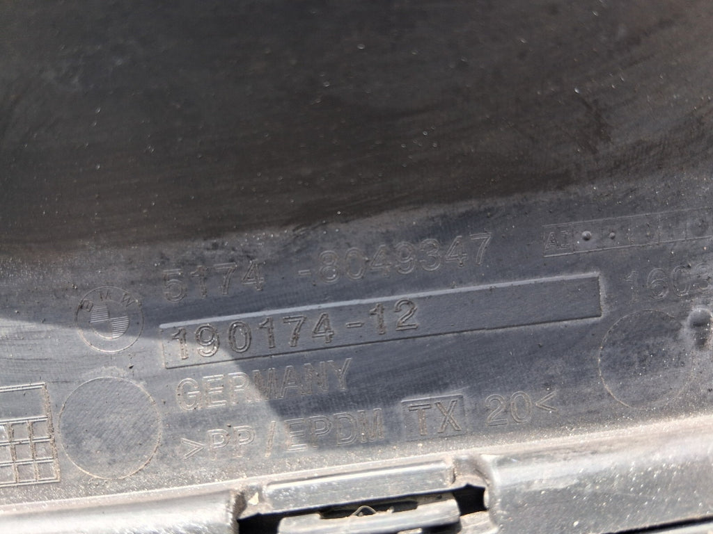2010 BMW 5 SERIES F10 FRONT LOWER BUMPER GRILLE 8049347