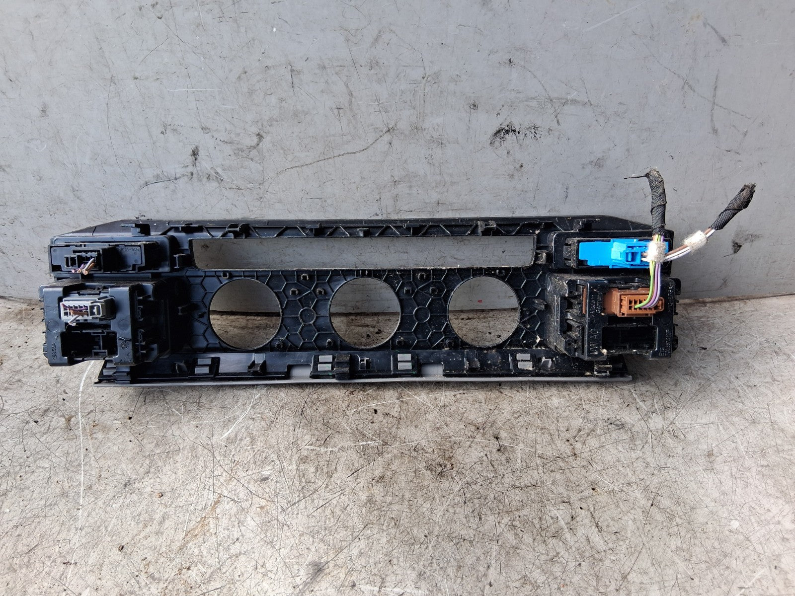 2022 VOLKSWAGEN CRAFTER MK2 AC HEATER CLIMATE CONTROL PANEL TRIM 7C0857212B