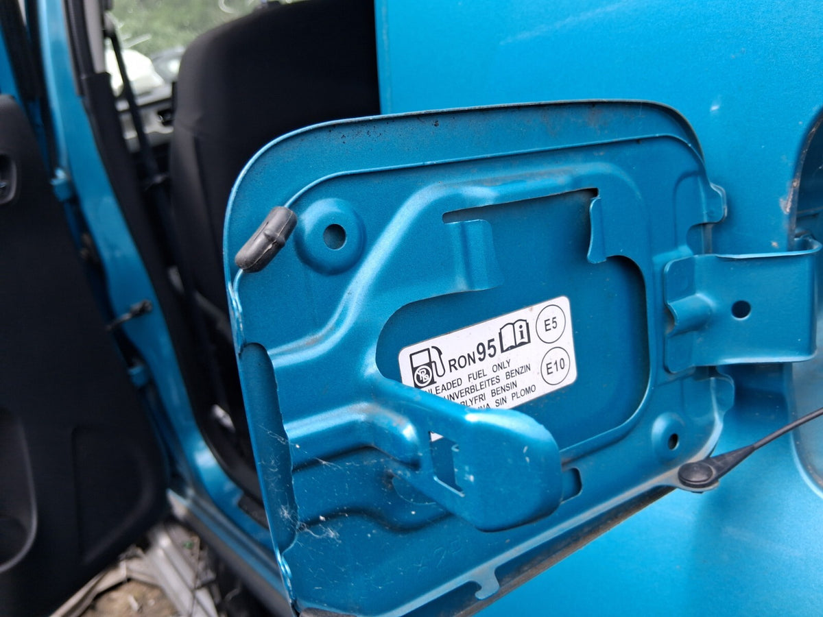 2022 SUZUKI IGNIS SZ5 FUEL FILLER FLAP COVER LID NEON BLUE METALLIC CFJ