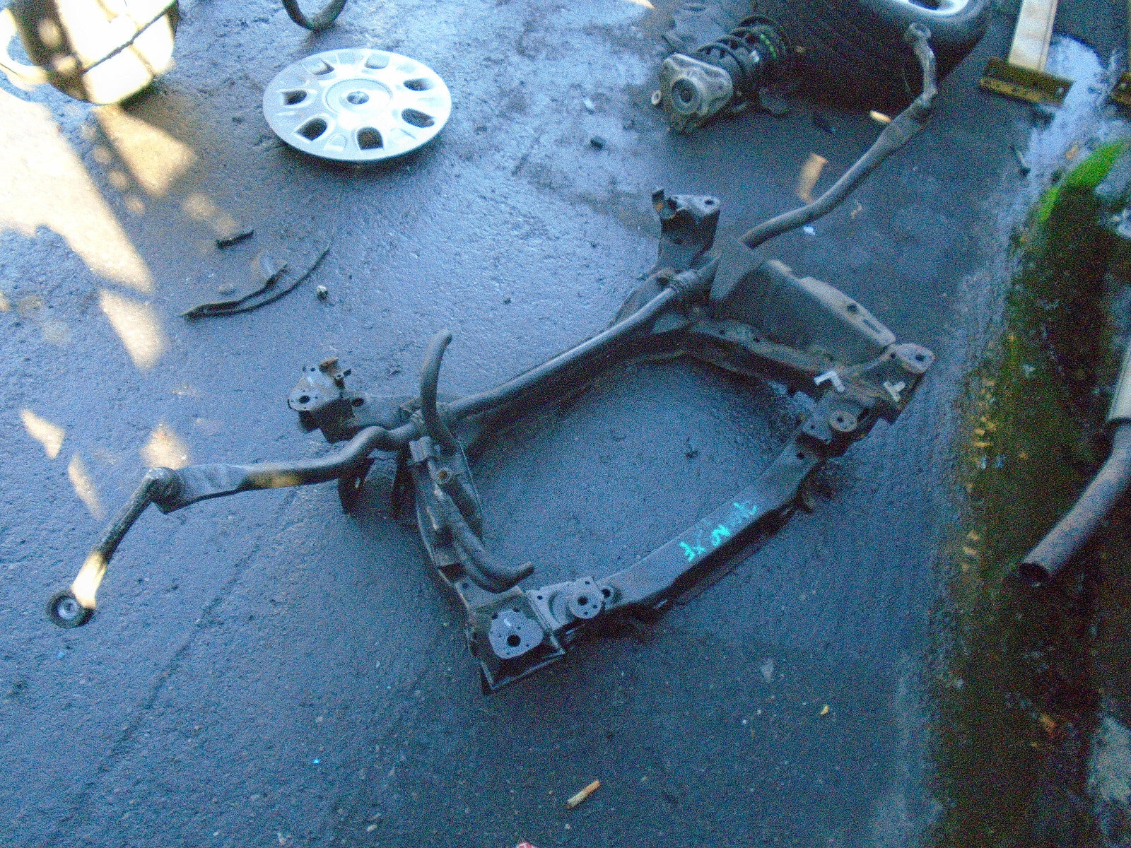 JAGUAR XF 2008 2.7 FRONT SUBFRAME & ANTI ROLL SWAY BAR