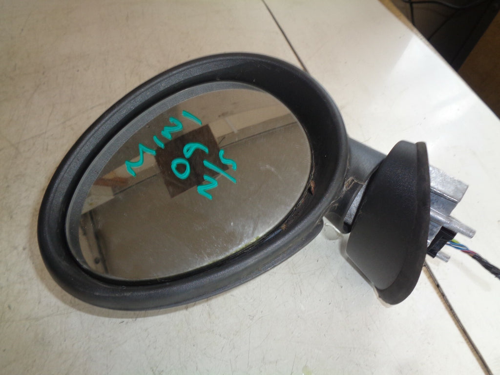 BMW MINI COOPER R56 2009 NSF PASSENGER SIDE FRONT DOOR WING MIRROR BLACK