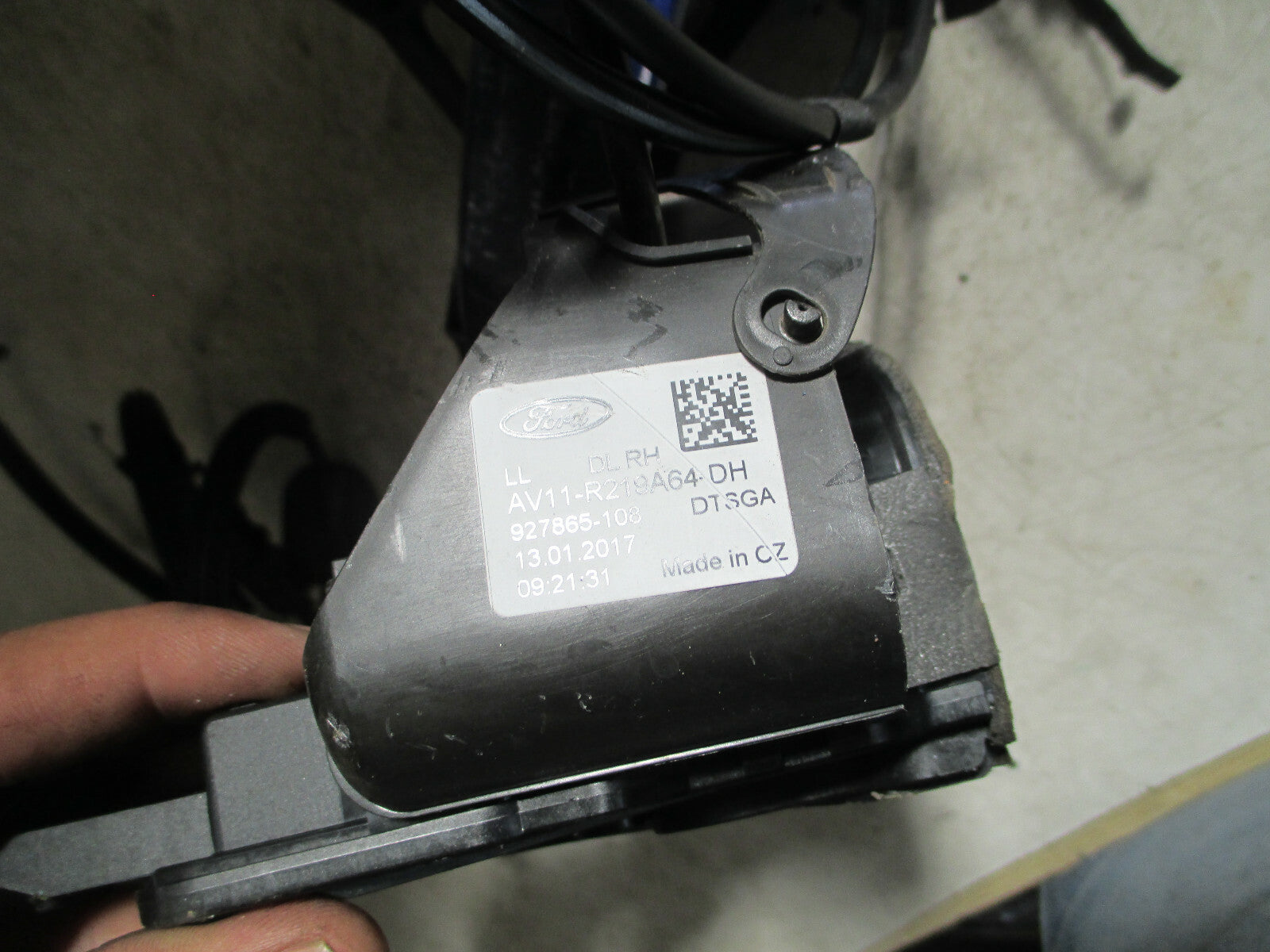 FORD B MAX 2017 OSF DRIVER SIDE FRONT DOOR LOCK MECHANISM AV11R219A64DH