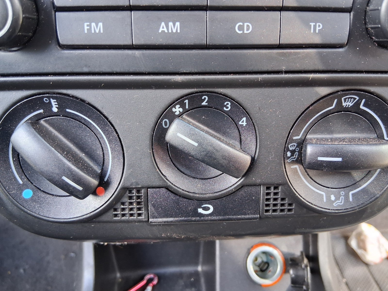 2011 VW VOLKSWAGEN FOX AC HEATER CLIMATE CONTROL SWITCH PANEL