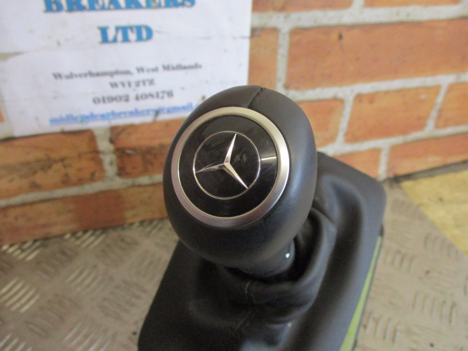 MERCEDES C CLASS W204 S204 2013 C220 CDI 2.1 AUTOMATIC GEAR STICK A2042677524