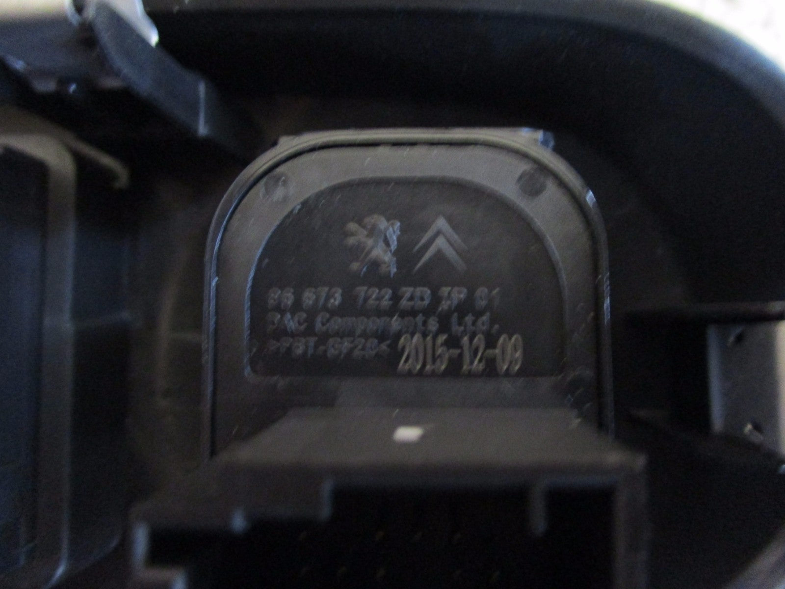 CITROEN CACTUS C4 2016 ELECTRIC WING MIRROR SWITCHES 9801893777