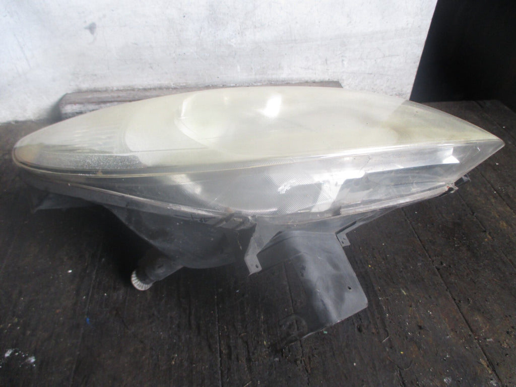 CITROEN PICASSO 2006 OFF SIDE FRONT HEADLIGHT 9649981780