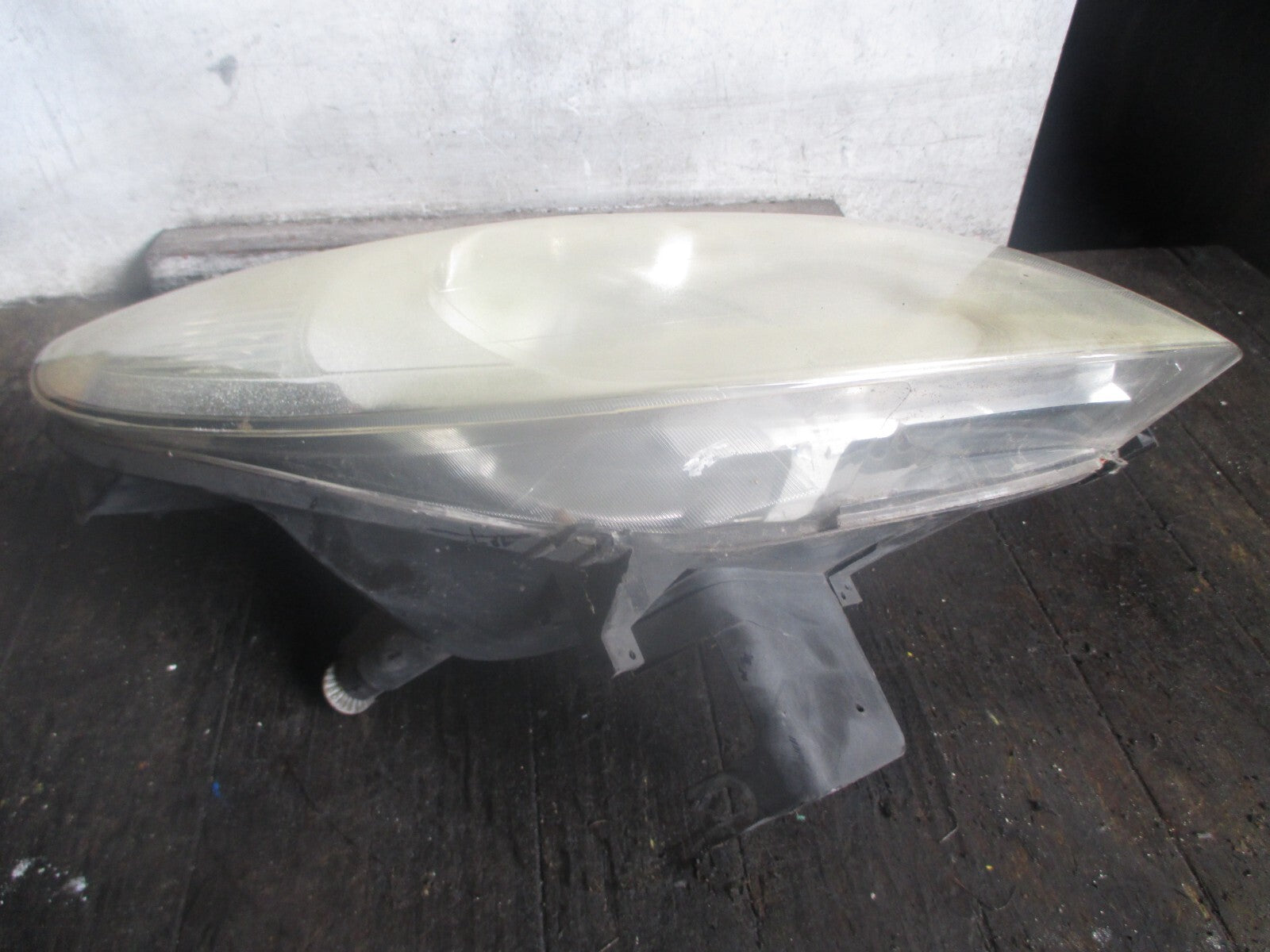 CITROEN PICASSO 2006 OFF SIDE FRONT HEADLIGHT 9649981780