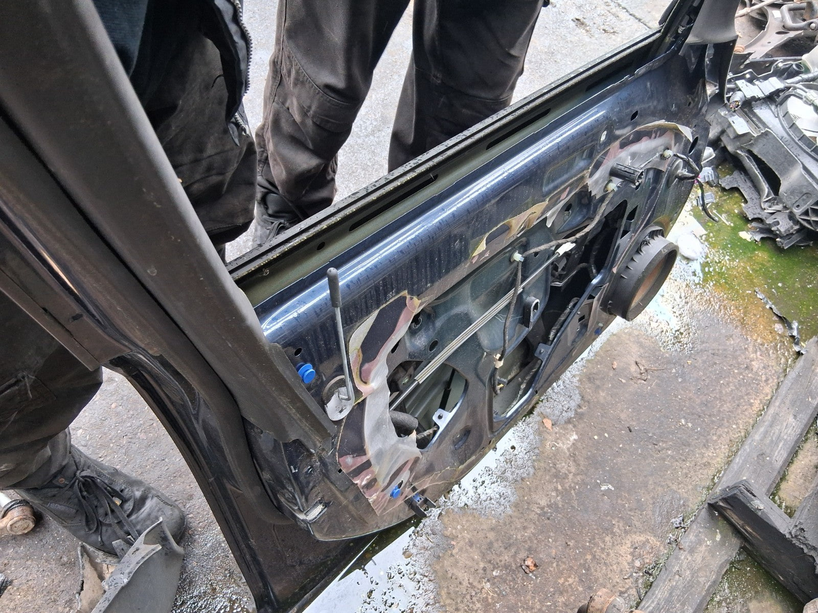 2013 VAUXHALL ASTRA J MK6 NSF PASSENGER SIDE FRONT BARE DOOR BLUE