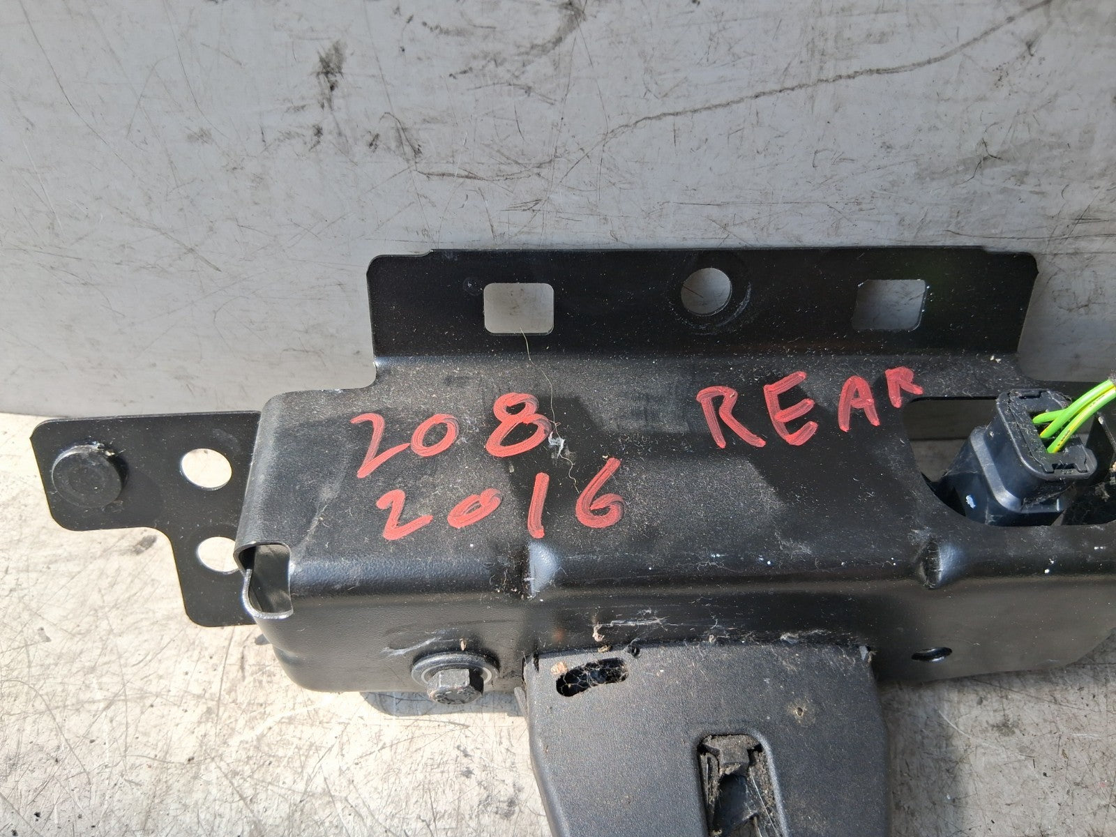 2016 PEUGEOT 208 REAR BOOTLID TAILGATE BOOT LOCK MECHANISM 9151487499