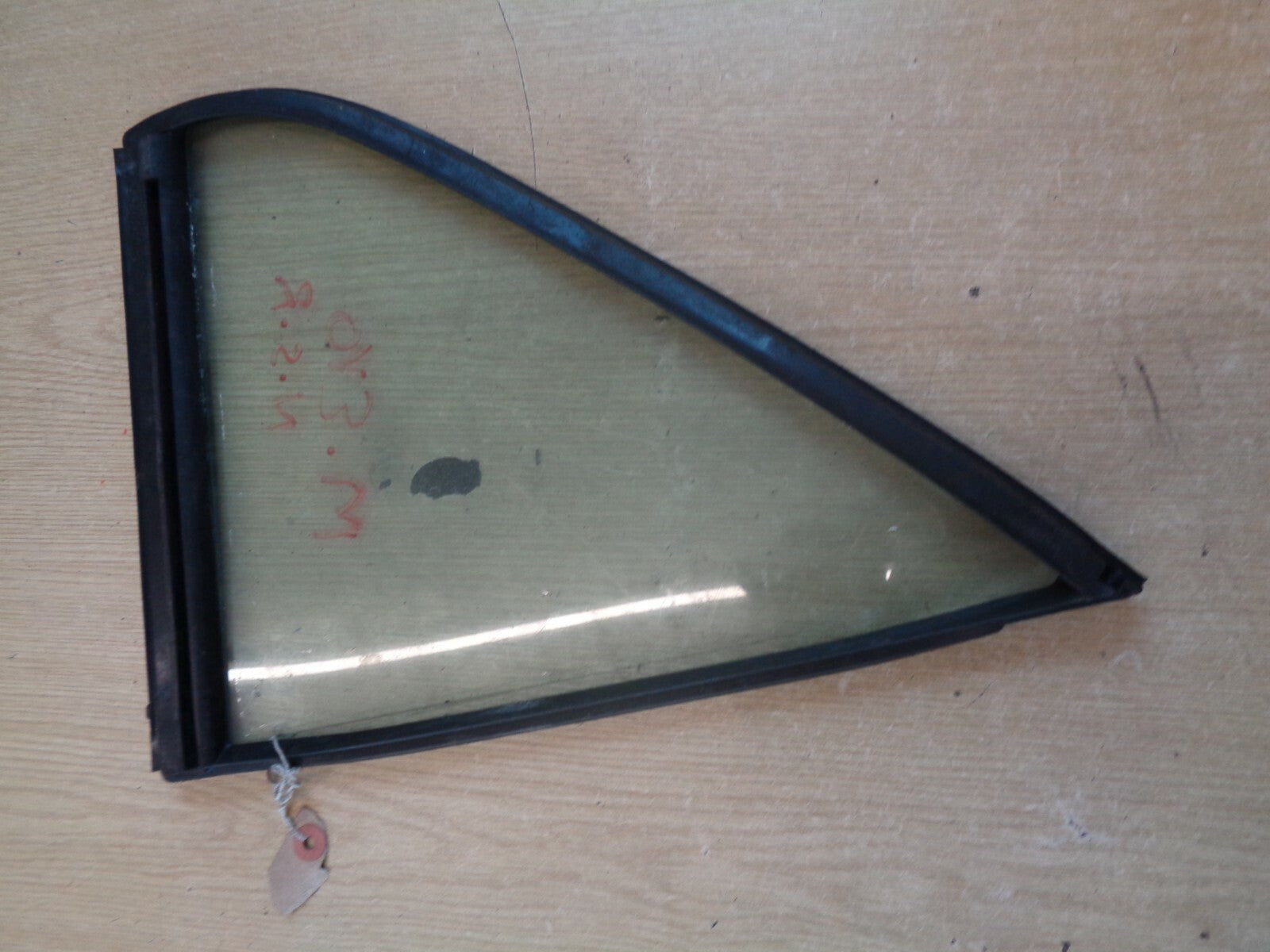 MITSUBISHI EVO 3 1996 2.0 T NSR PASSENGER SIDE REAR QUARTER GLASS