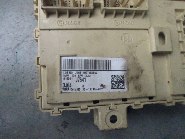2019 KIA CEED MK3 1.5 CRDI FUSE BOX 91950J7641