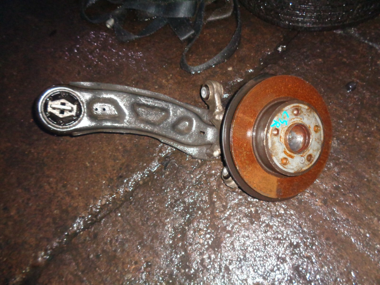 MERCEDES BENZ 2018 A CLASS W176 2.1 DIESEL OSR DRIVER SIDE REAR WHEEL HUB