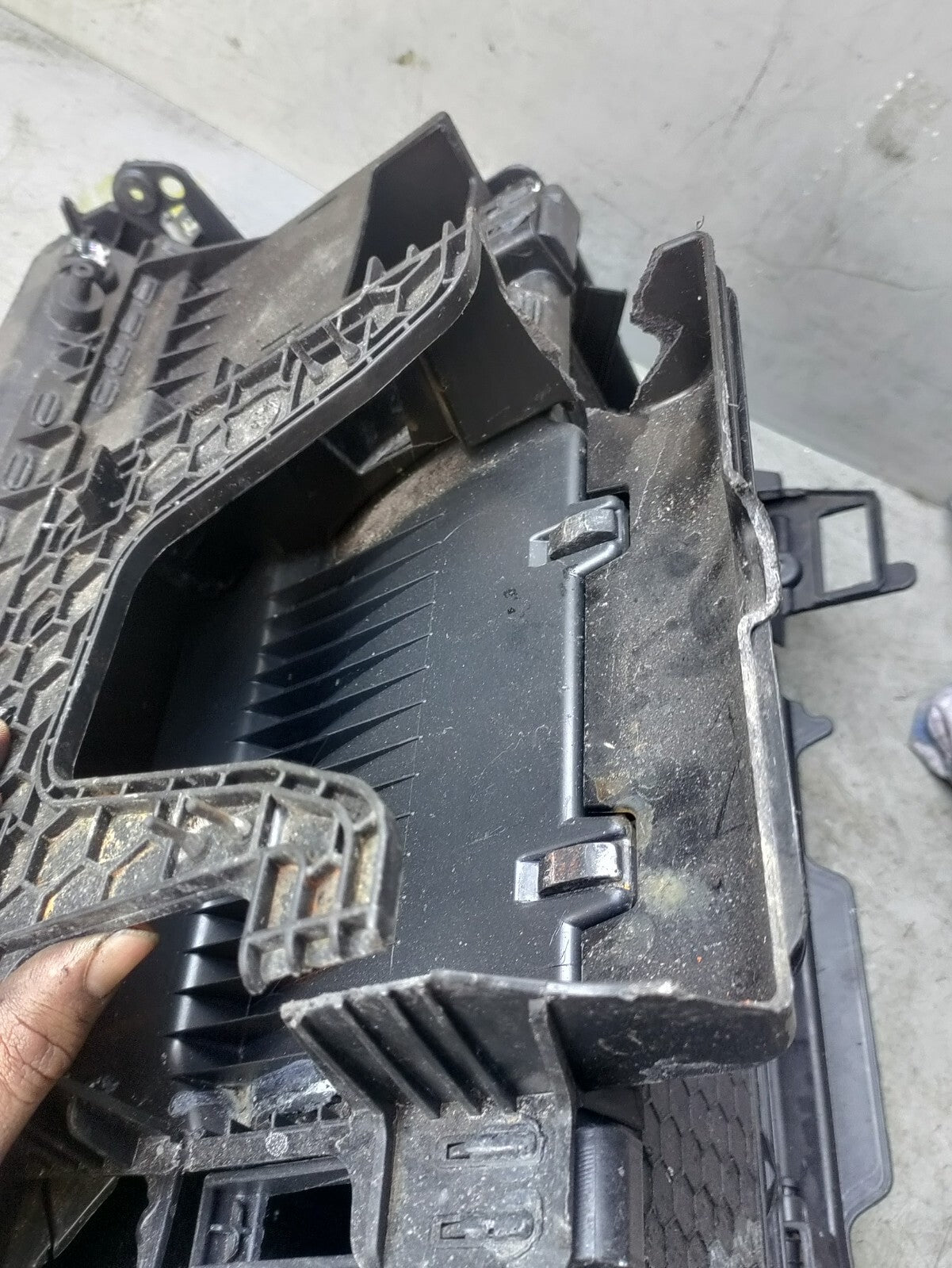 VW VOLKSWAGEN GOLF MK7 2019 PASSENGER SIDE STORAGE GLOVEBOX