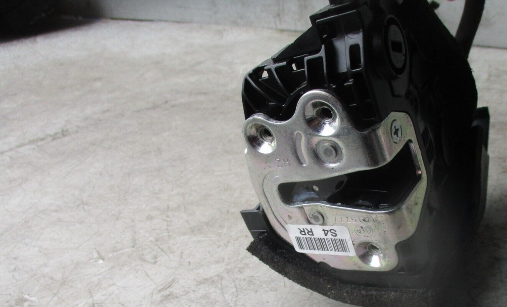 2018 KIA STONIC BACK RIGHT DRIVER OSF DRIVER SIDE REAR DOOR LOCK 81420-H8020HJ2