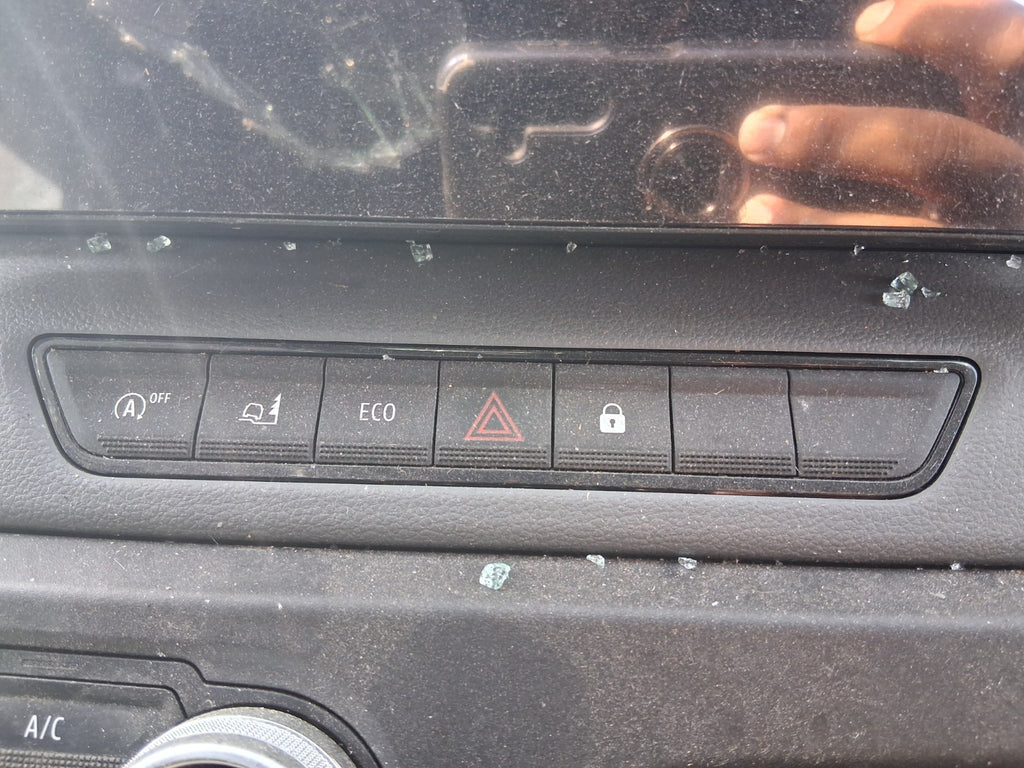 2025 RENAULT MASTER MK4 DASH MULTI SWITCH HAZARD AND ECO SWITCH
