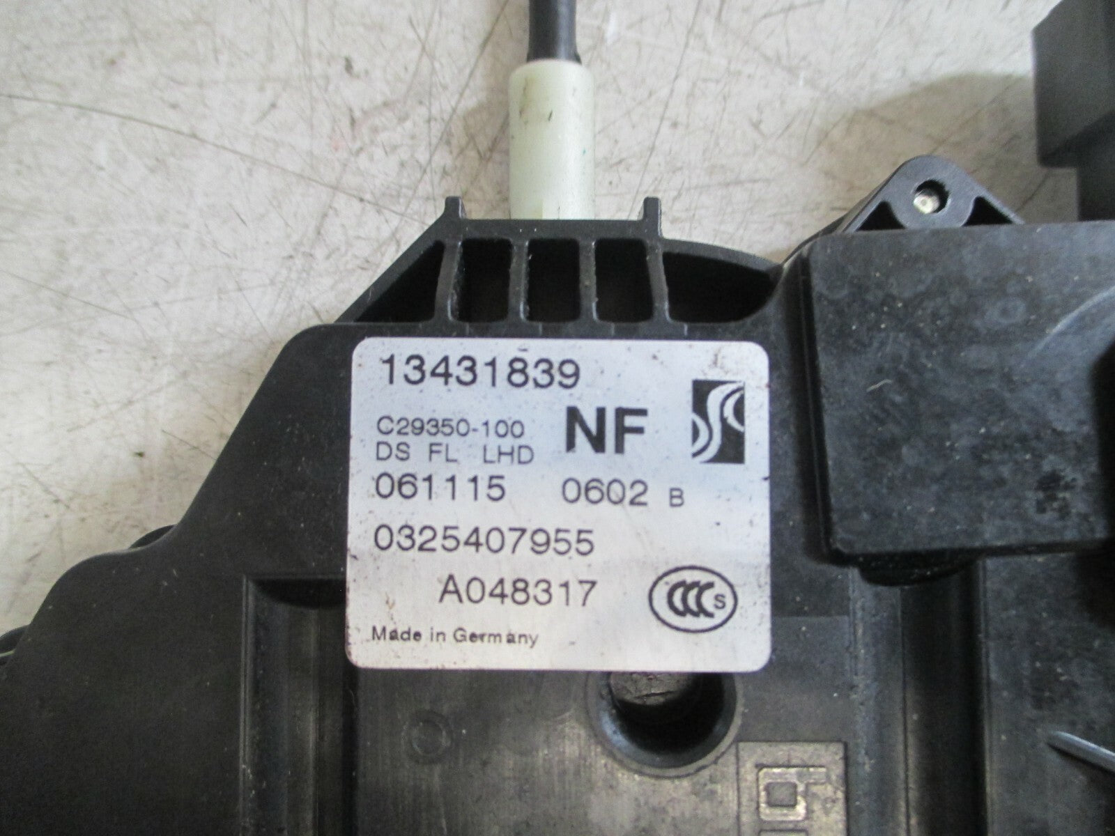 VAUXHALL CORSA E 2015 NSF FRONT PASSENGER SIDE DOOR LOCK 13431839