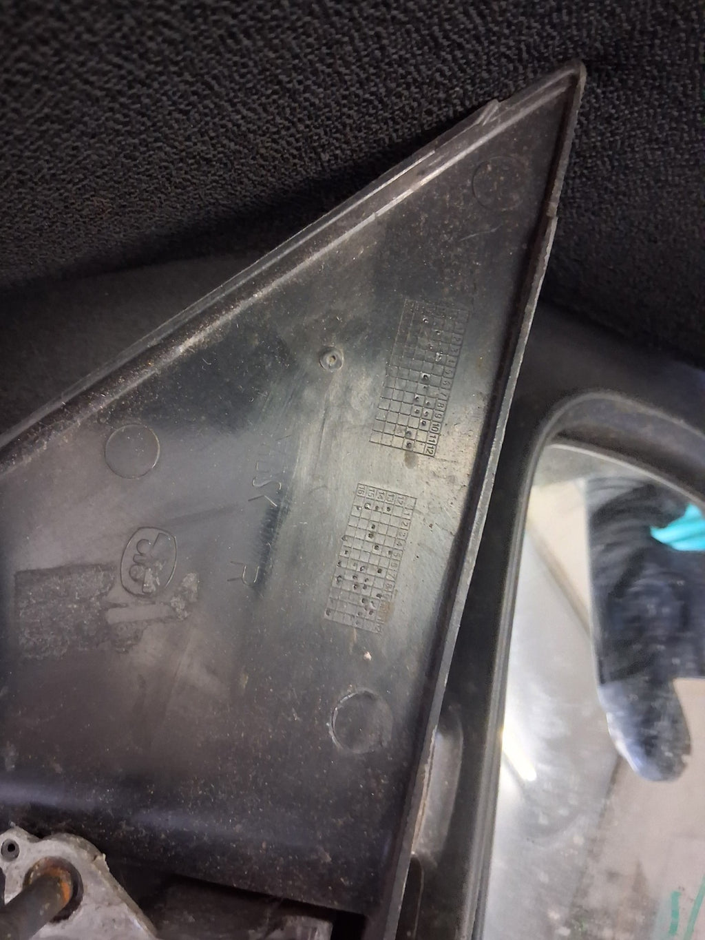 2020 SAIC LDV V80 OSF DRIVER SIDE FRONT RIGHT WING MIRROR