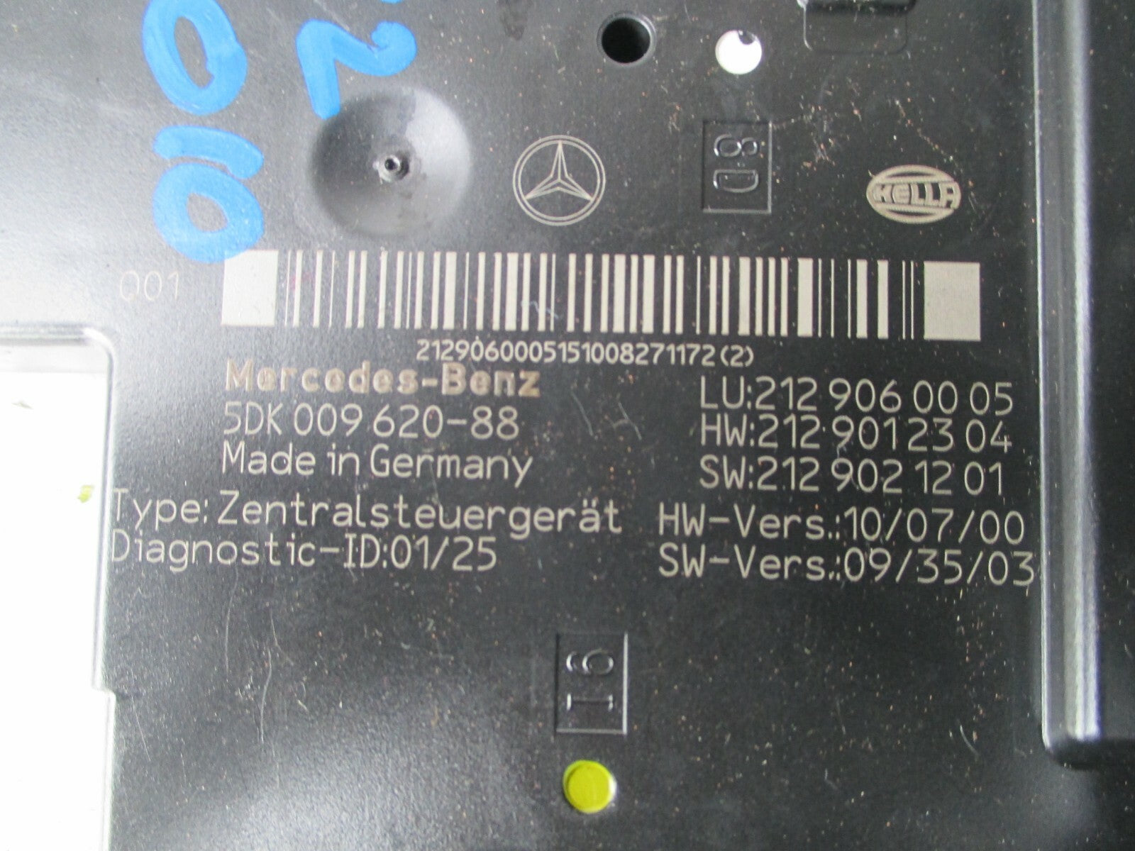 MERCEDES E CLASS W212 2010 DISTRIBUTION RELAY BOX 5DK00962088