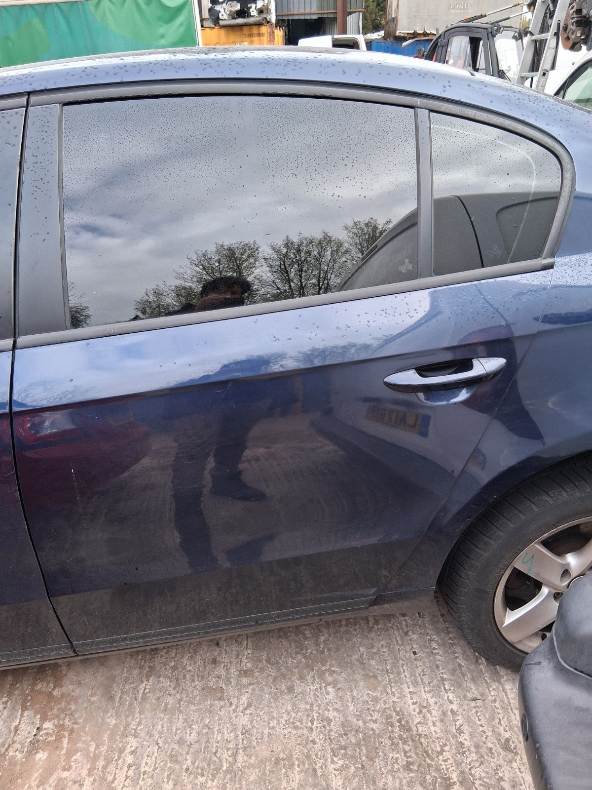2014 VW VOLKSWAGEN PASSAT B7 SALOON NSR PASSENGER SIDE REAR LEFT BARE DOOR BLUE